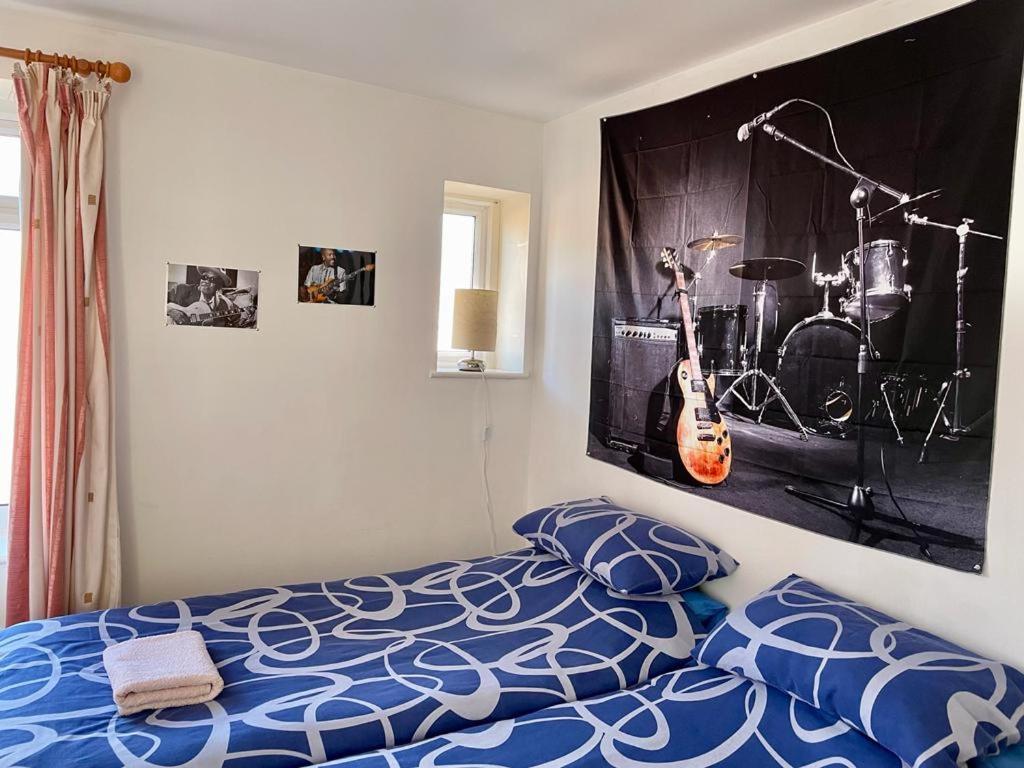 The Blue Moon Bed & Breakfast Blackpool Exterior photo