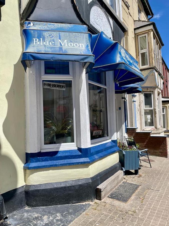 The Blue Moon Bed & Breakfast Blackpool Exterior photo