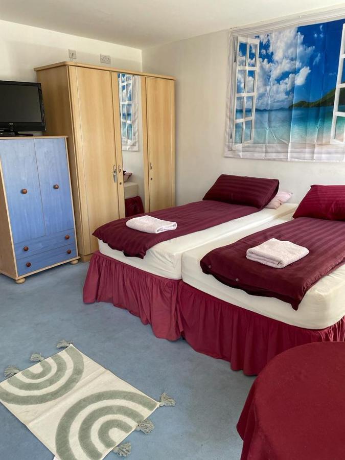The Blue Moon Bed & Breakfast Blackpool Exterior photo